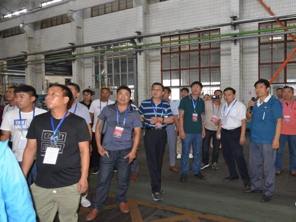 社会公众在永利集团集团科普基地生产车间旅行学习